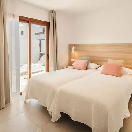 Domus Vulcani Adassa * بلايا بلانكا