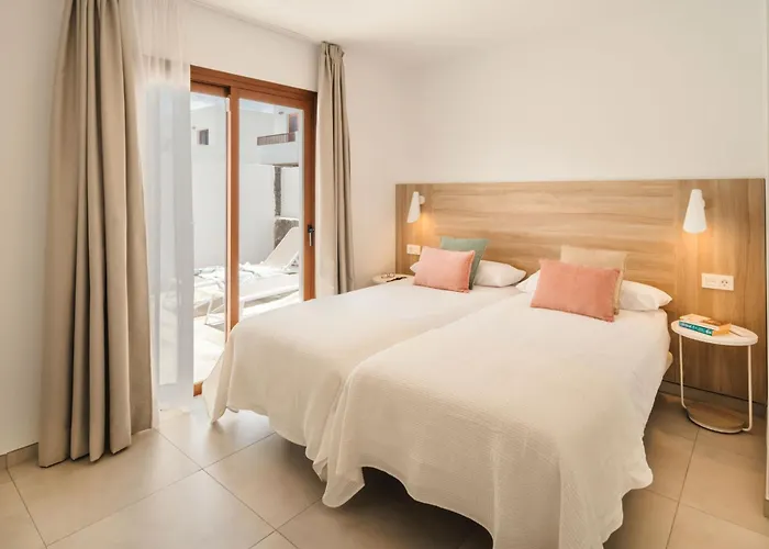 Domus Vulcani Adassa * بلايا بلانكا